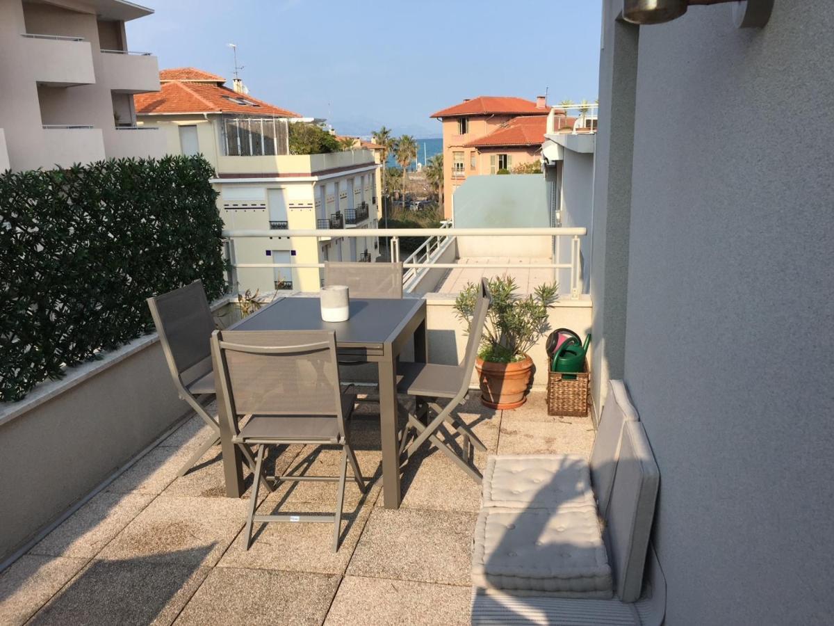 Le Ponteil Plage Antibes Esterno foto